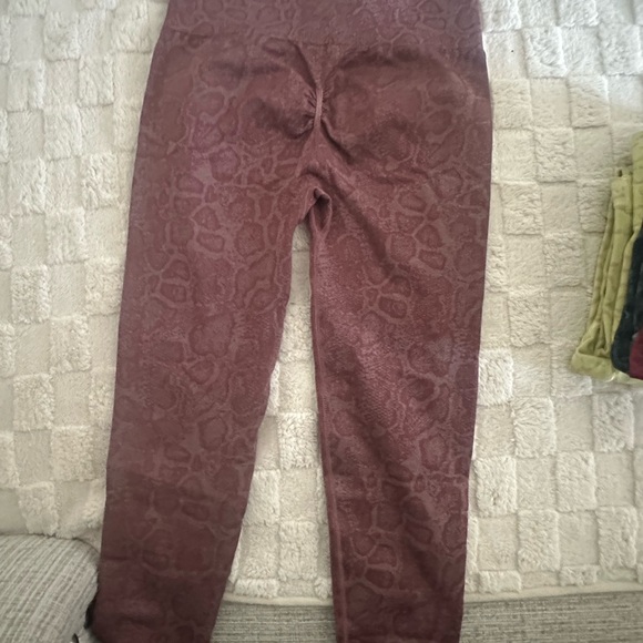 Gymshark Light Blue Seamless Leggings - Size M - Picture 8 of 16